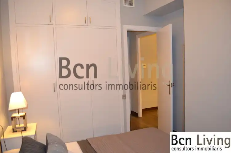 Dormitori de Pis de lloguer en Barcelona amb Aire condicionat, Calefacció i Parquet