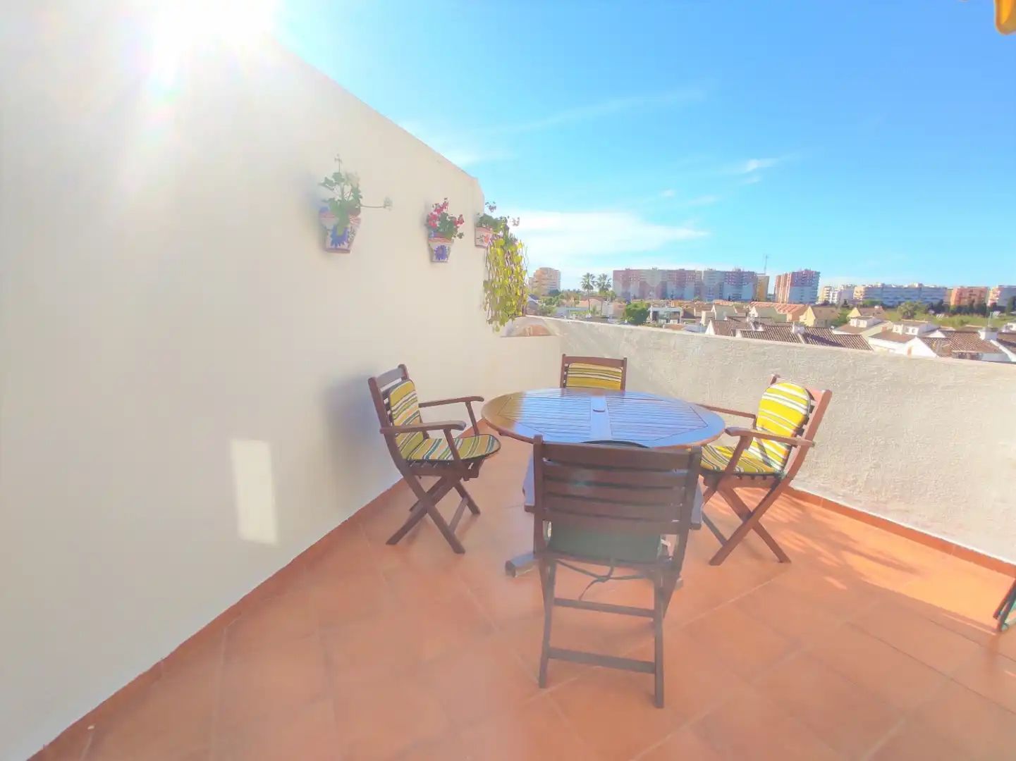 Terraza de Ático de alquiler en Sagunto / Sagunt con Terraza y Amueblado