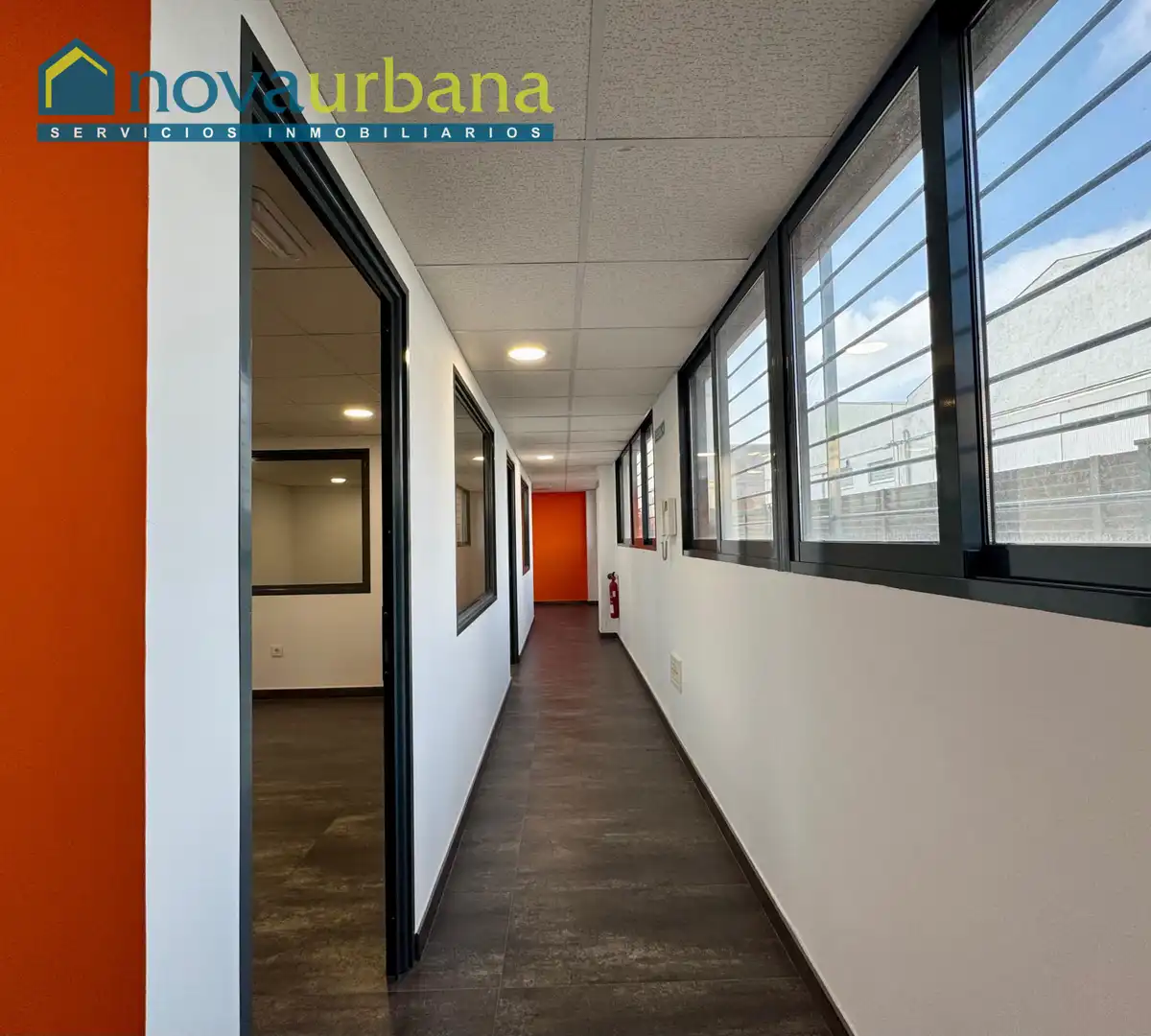Office for rent in Xirivella  with Air Conditioner and Heating