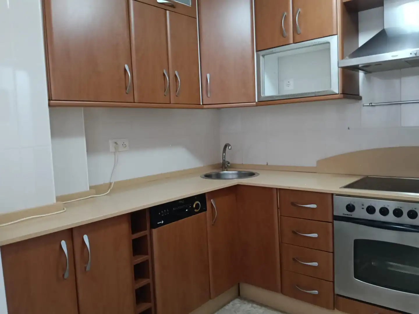 Cuina de Pis en venda en San Fernando amb Aire condicionat i Moblat
