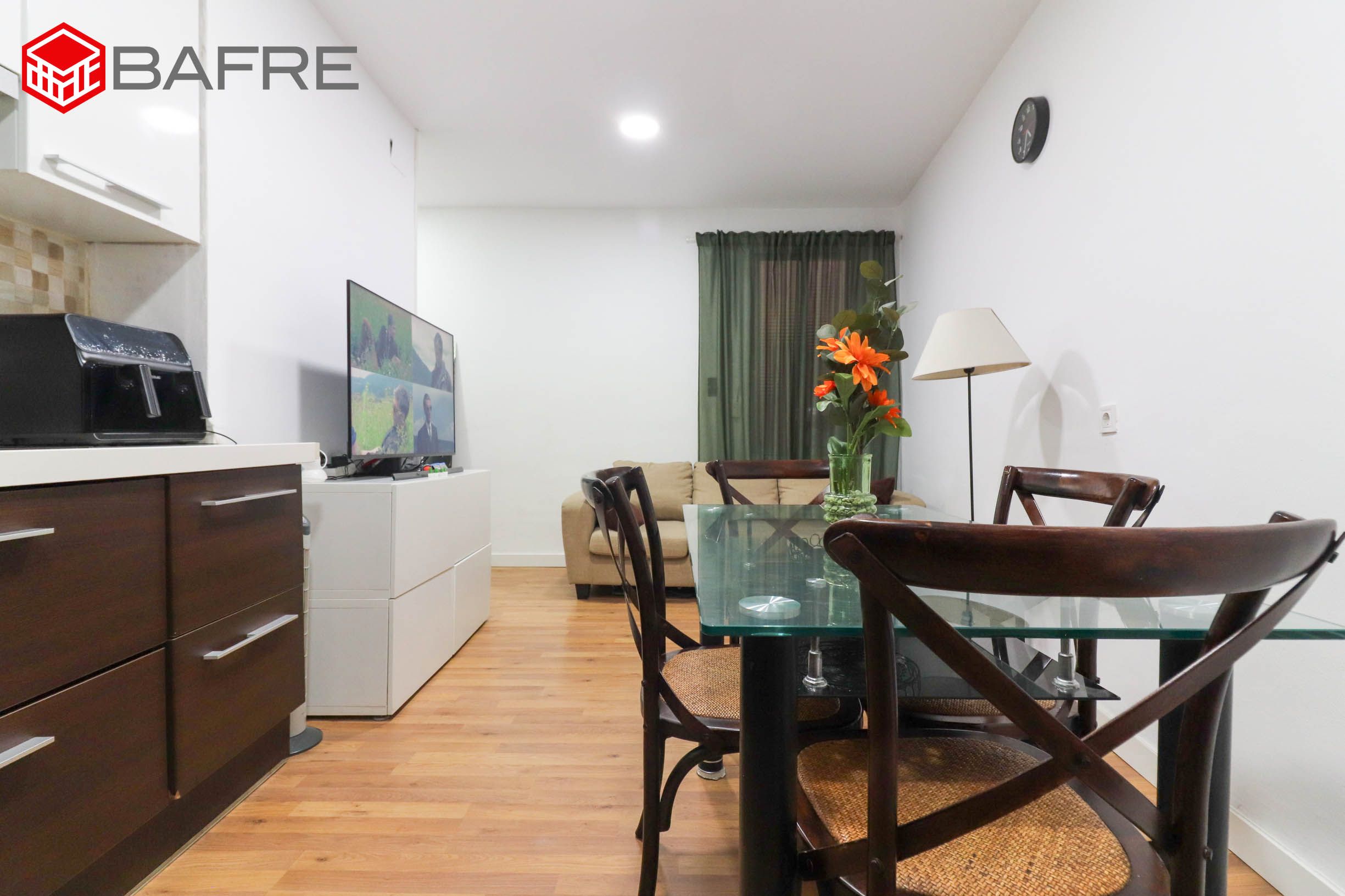 Sala de estar de Piso en venta en  Madrid Capital con Calefacción