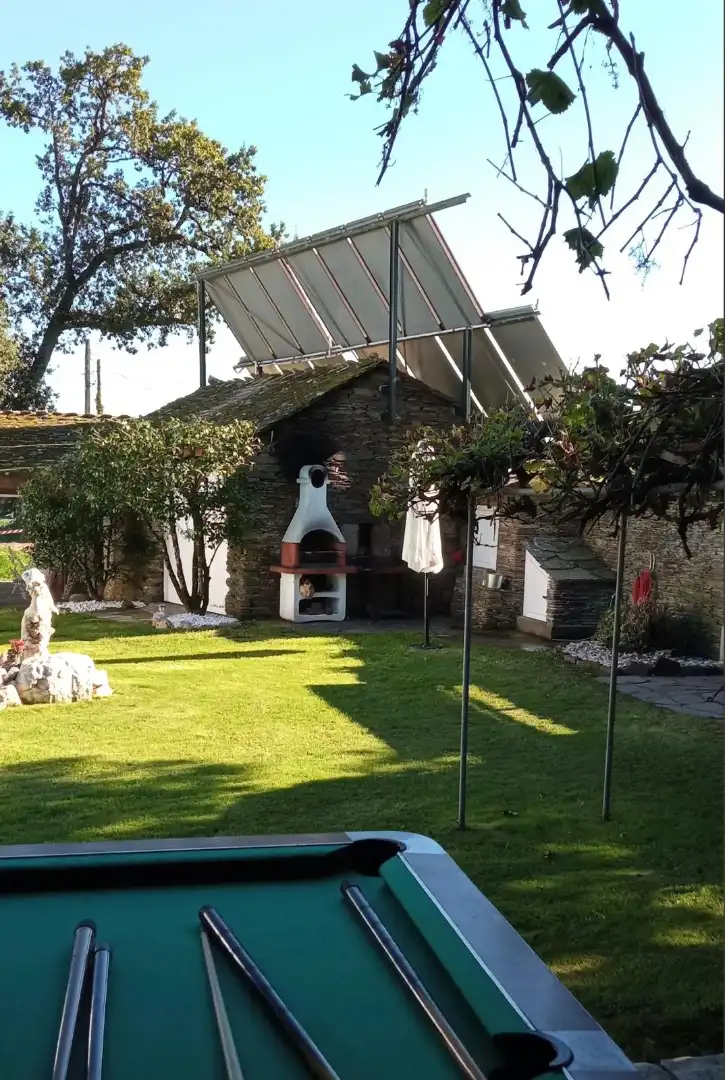 Finca rústica en venta en Outeiro de Rei con Piscina y Amueblado