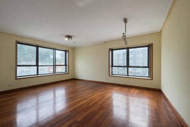 Piso en Venta en Rúa San Pedro De Mezonzo en Paseo de los Puentes - Santa Margarita