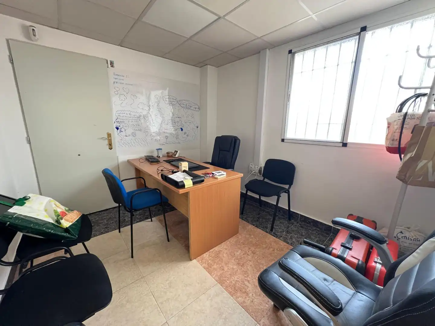 Commercial properties for sale in Maracena  with Air Conditioner and Furnished