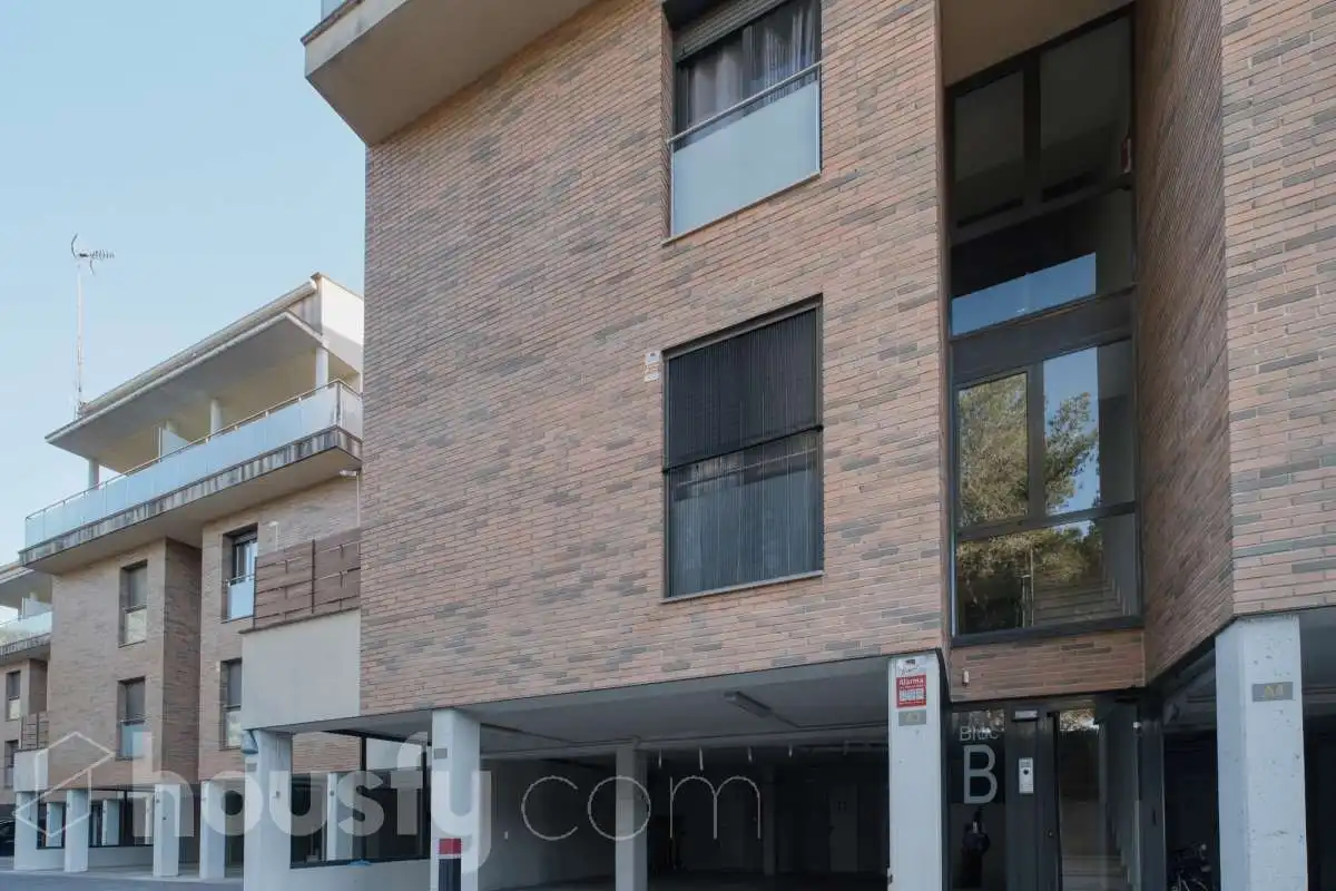Außenansicht von Maisonette zum Verkauf in Roda de Berà mit Klimaanlage, Terrasse und Abstellraum