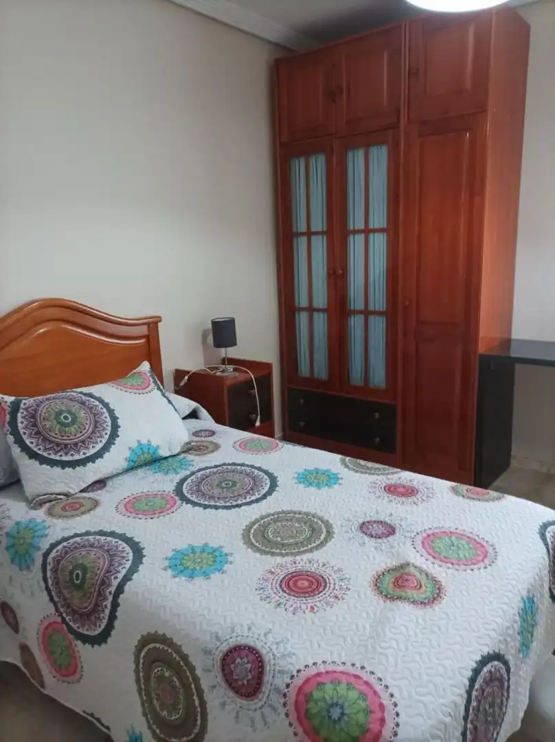 Dormitori de Pis en venda en Córdoba amb Balcó