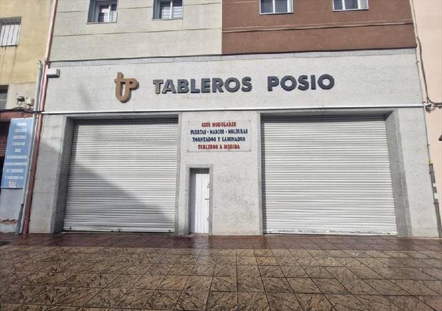 Local comercial en Alquiler en A Carballeira