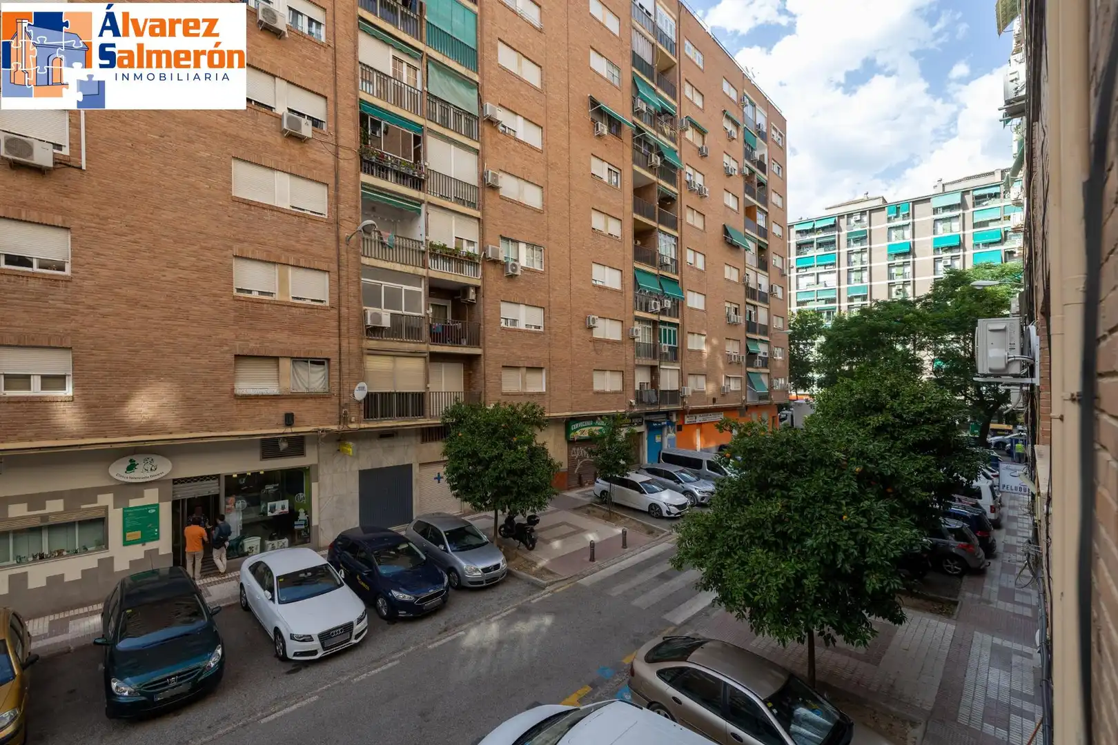 Exterior view of Flat for sale in Granada  with Terrace and Furnished