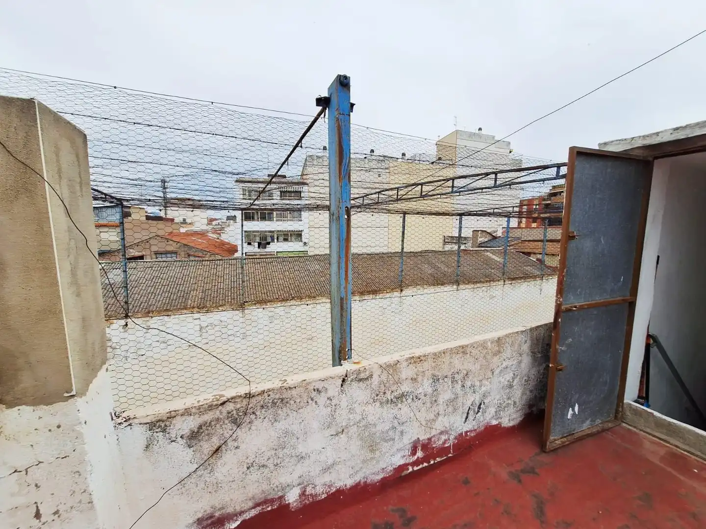Exterior view of Houses for sale in Carcaixent  with Air Conditioner