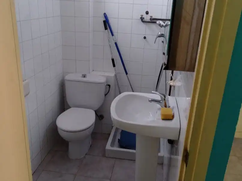 Bathroom of Commercial properties for sale in Llorenç del Penedès