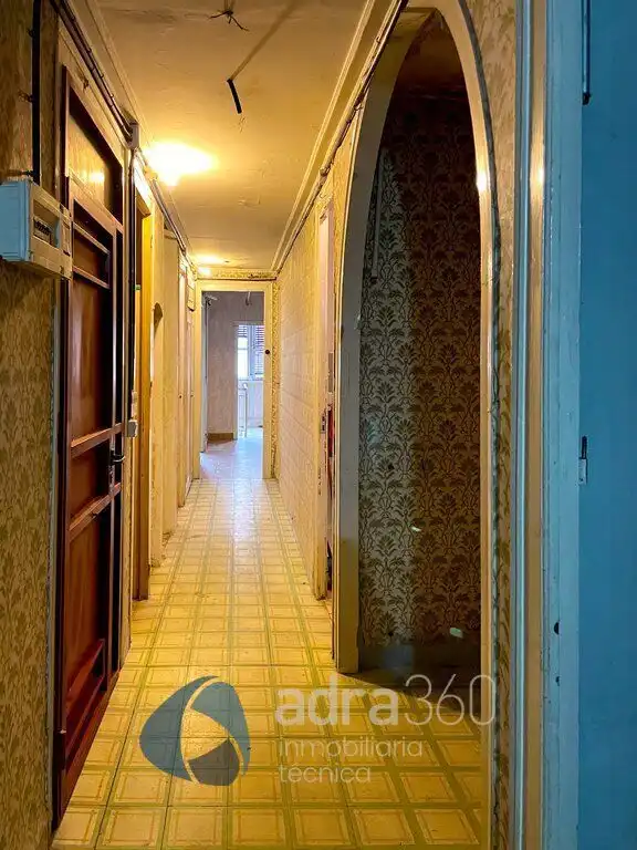 Local comercial de lloguer a General Vara De Rey, imagen 31