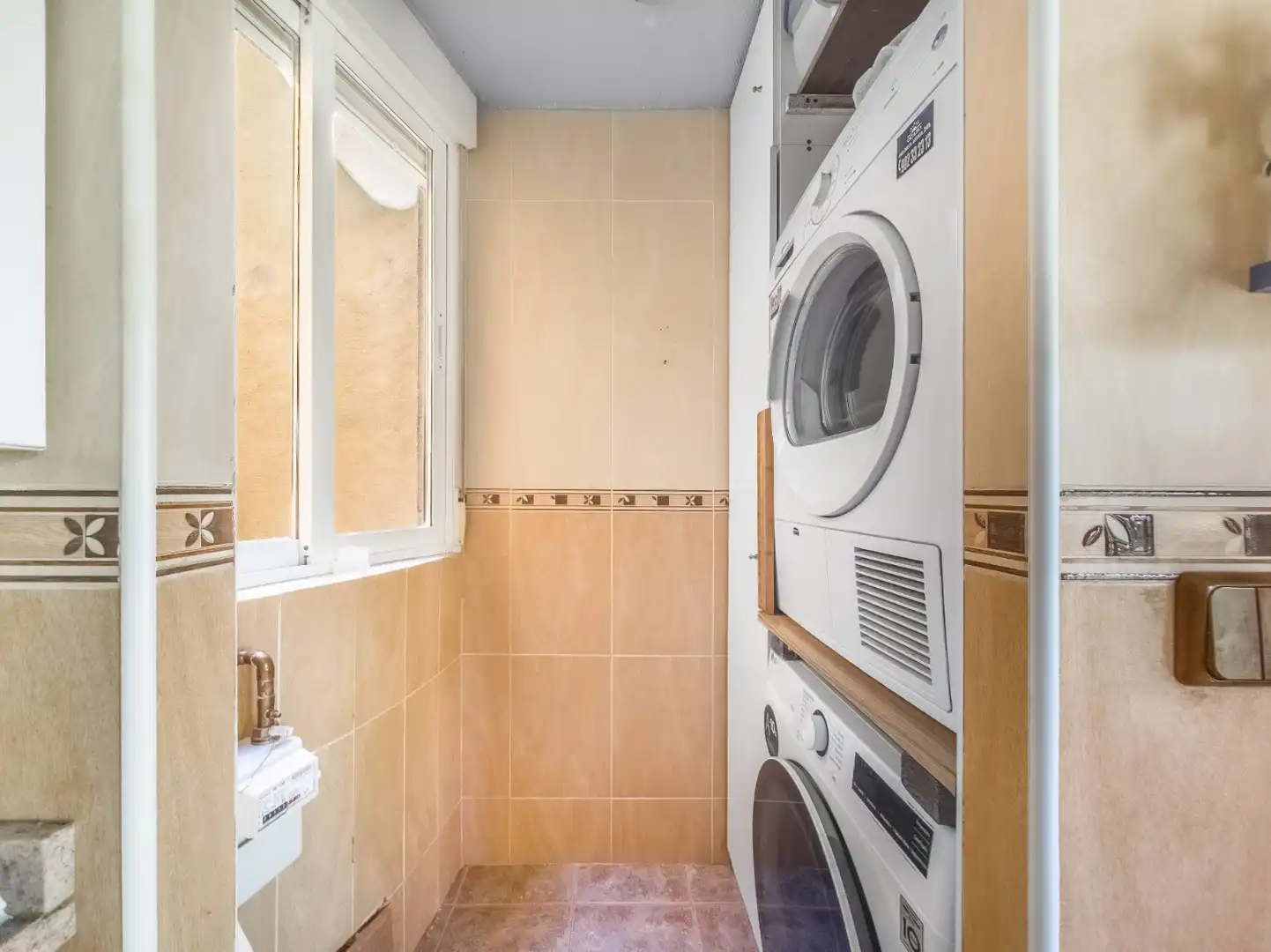 Badezimmer von Wohnung zum Verkauf in Madrid mit Heizung, Terrasse und Balkon