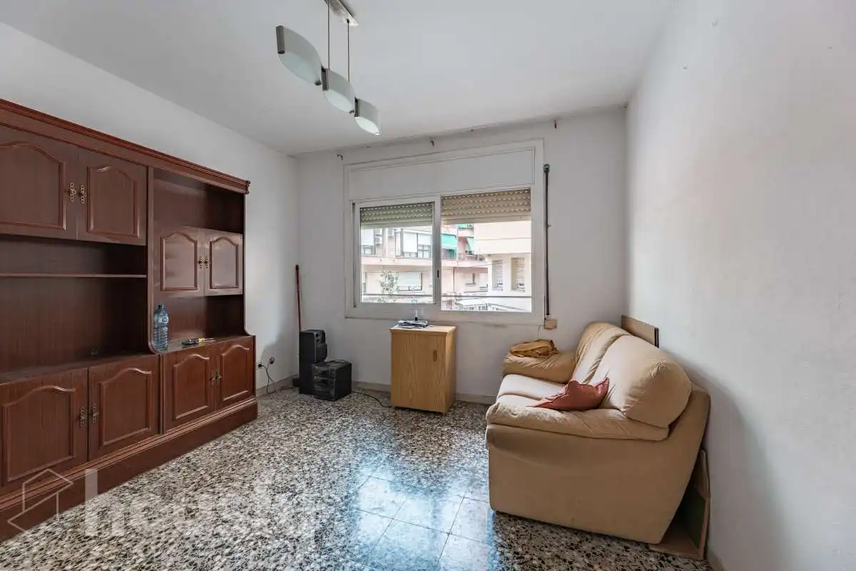 Flat with lift for sale in Carrer de la Font del Be .