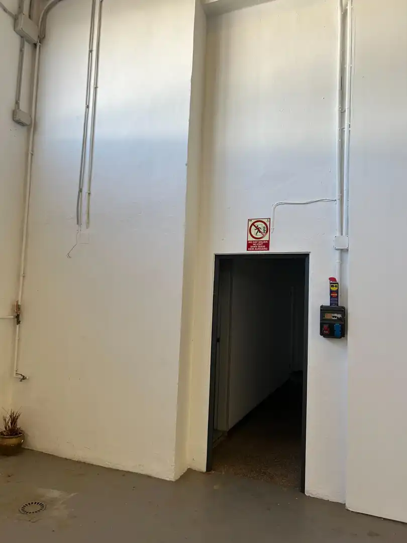 Nau industrial en venda a CAMI DE FAITANAR, 2, Picanya