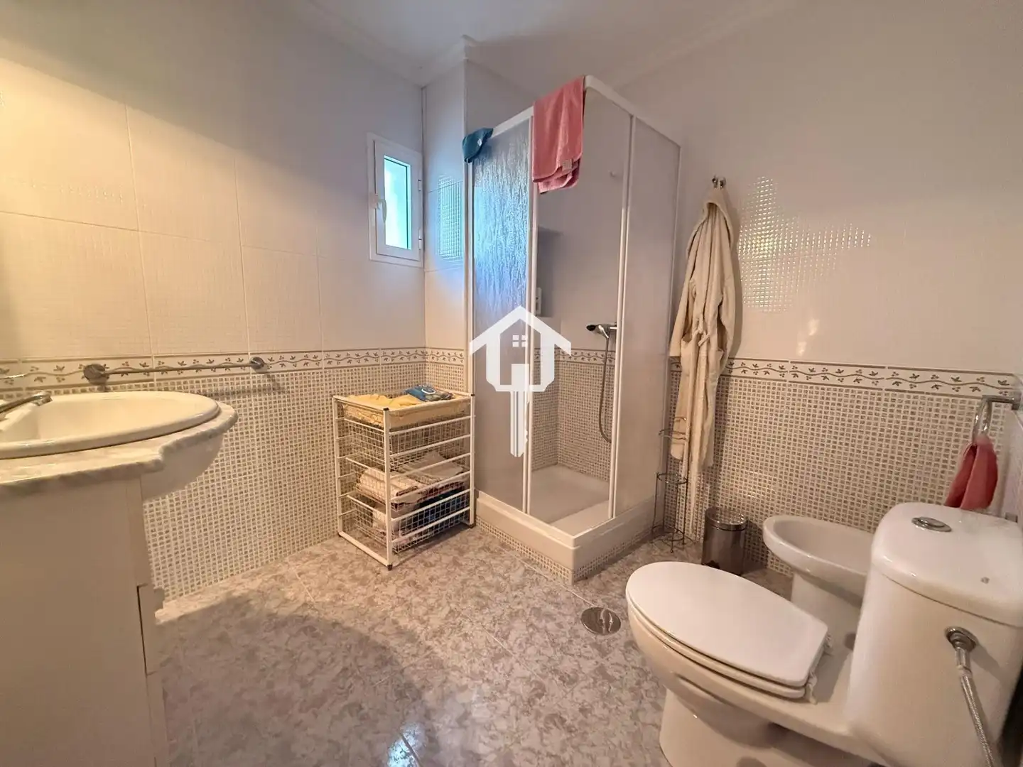 Bathroom of Houses for sale in San Vicente del Raspeig / Sant Vicent del Raspeig  with Air Conditioner, Private garden and Terrace