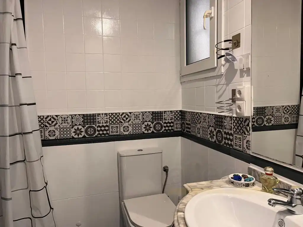 Baño de Piso en venta en Santa María de la Alameda