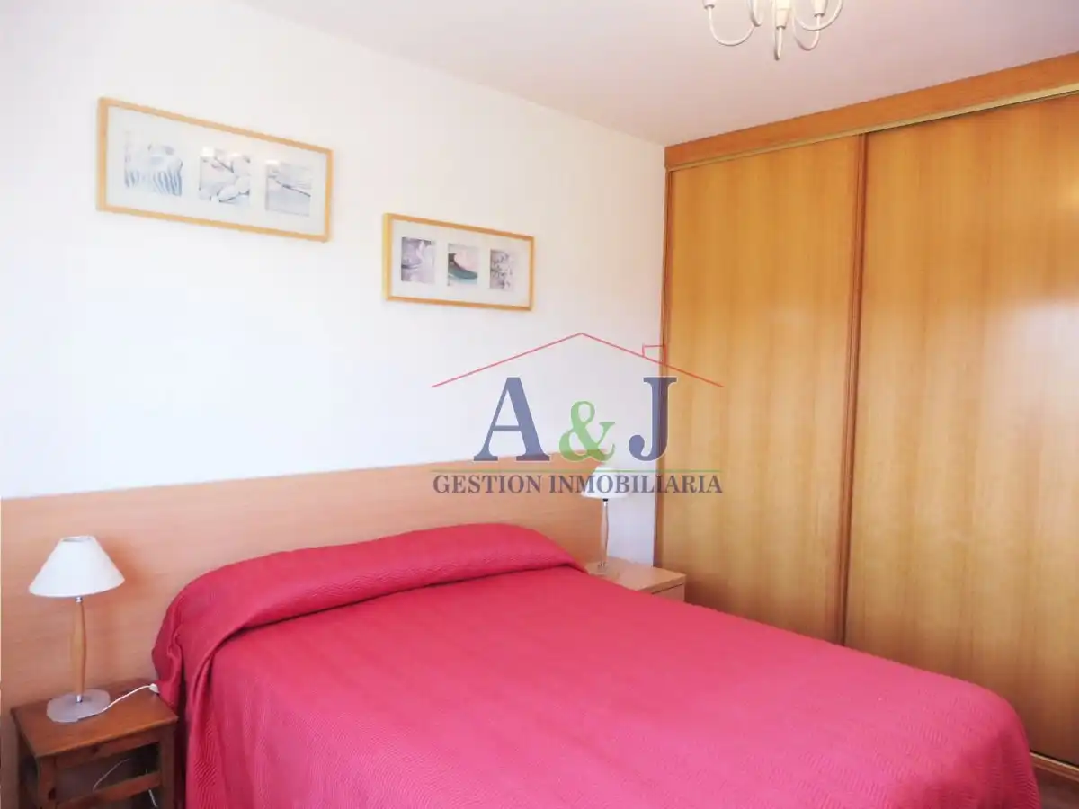 Wohnung zur Miete in Calle Alfonsina Storni, La Pereda