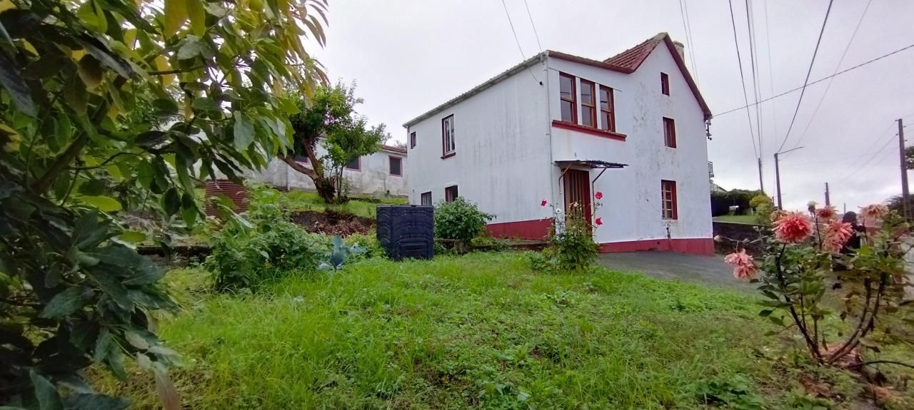 Vista exterior de Finca rústica en venda en Narón amb Jardí privat i Traster
