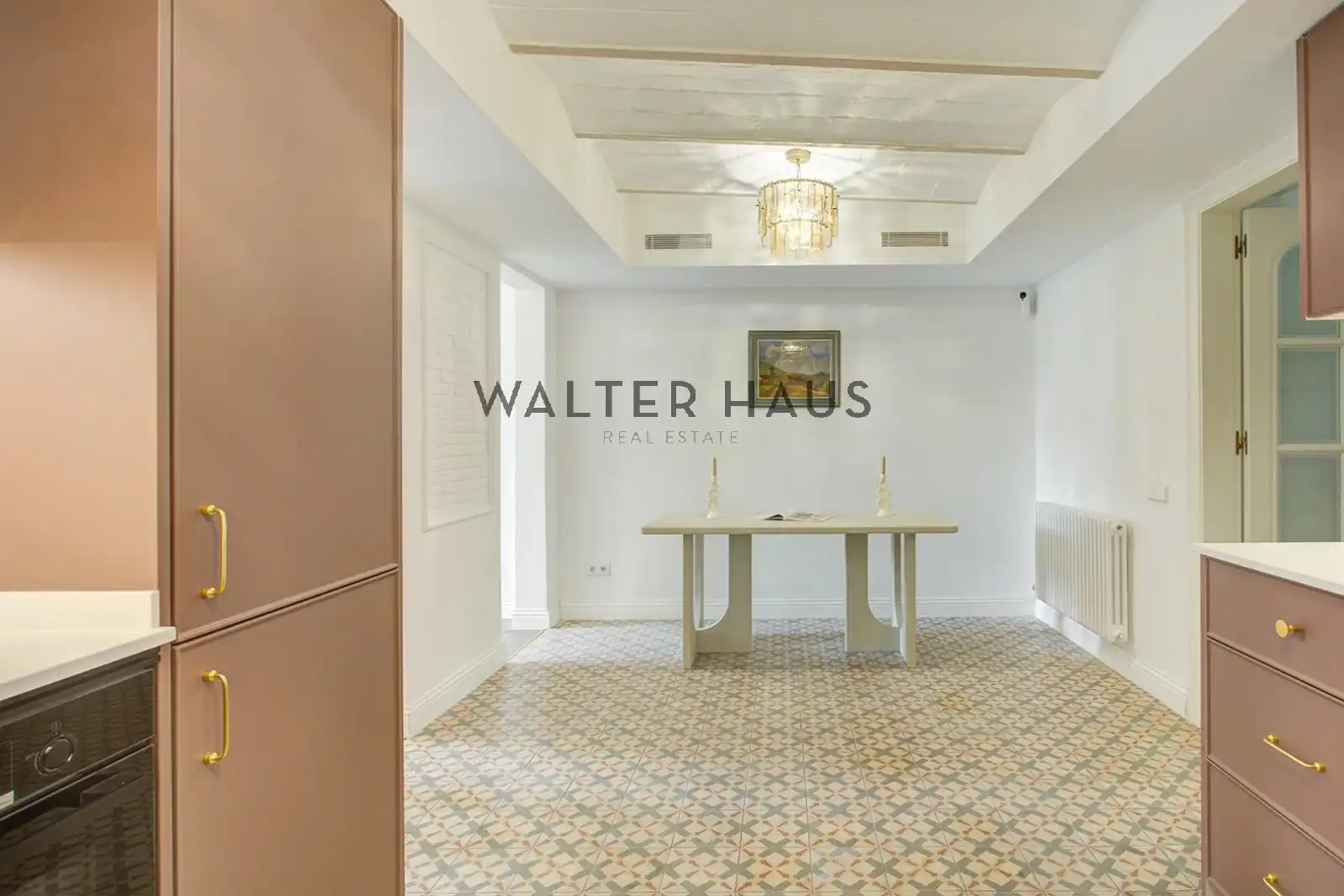 Comedor de Piso en venta en Barcelona con Terraza, Amueblado y Horno