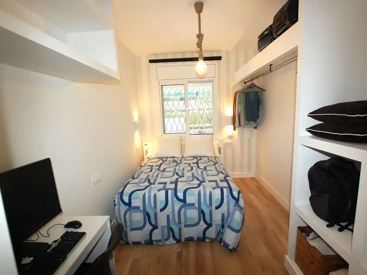 Habitación de Piso en venta en Castelldefels con Aire acondicionado y Piscina