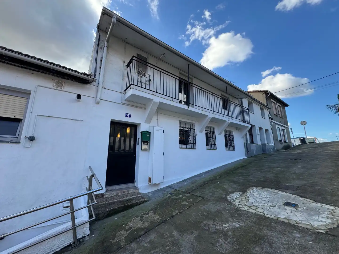 Vista exterior de Dúplex en venda en Etxebarri