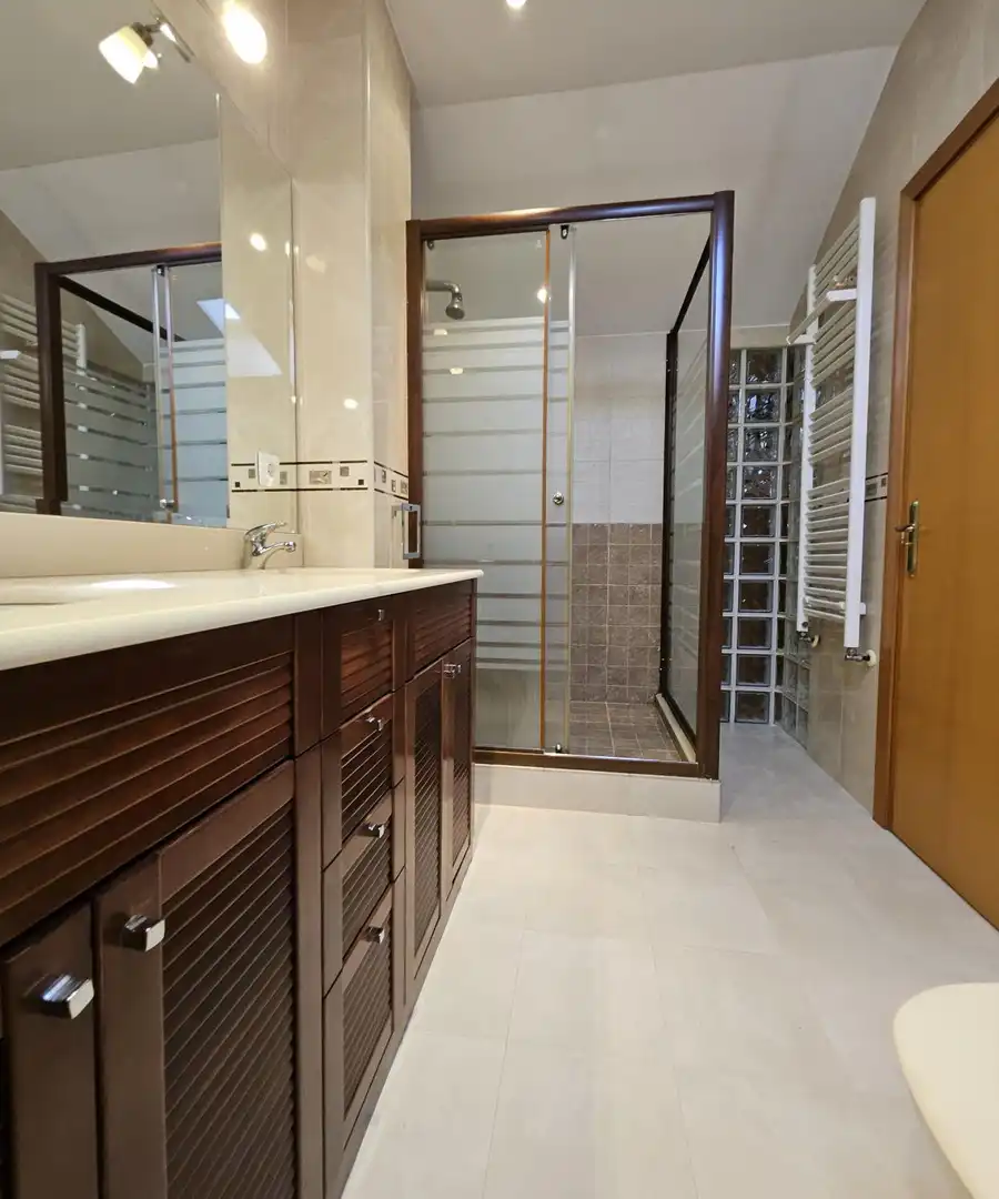 Badezimmer von Maisonette zum Verkauf in Brunete mit Klimaanlage, Heizung und Terrasse