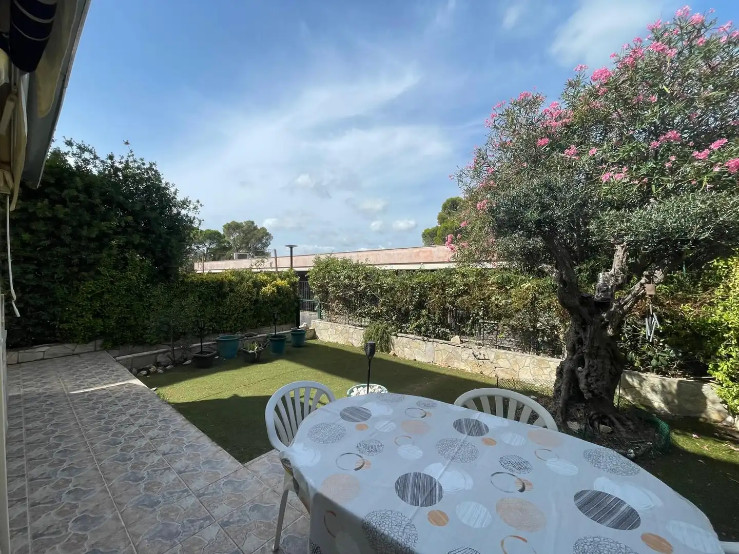 Jardí de Planta baixa en venda en Castell d'Aro, Platja d'Aro i s'Agaró amb Aire condicionat, Calefacció i Traster