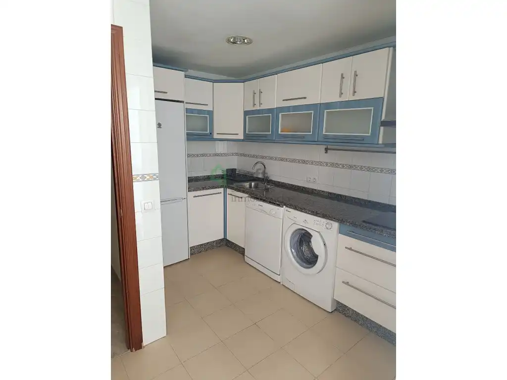 Kitchen of Duplexes for rent in Badajoz  with Air Conditioner, Heating and Terrace