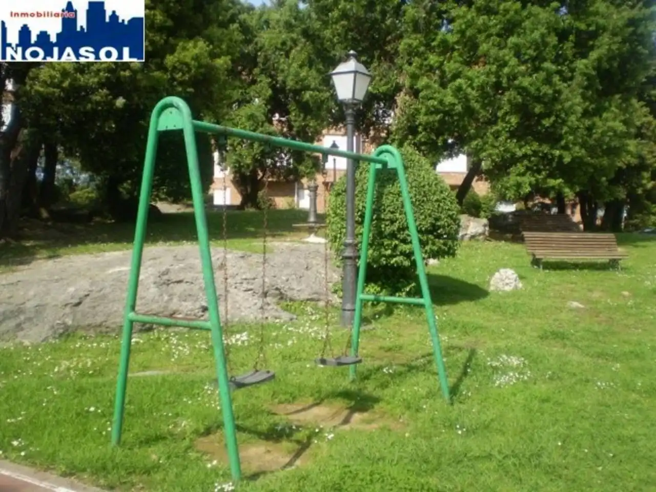 Jardí de Apartament de lloguer en Noja amb Calefacció, Terrassa i Traster