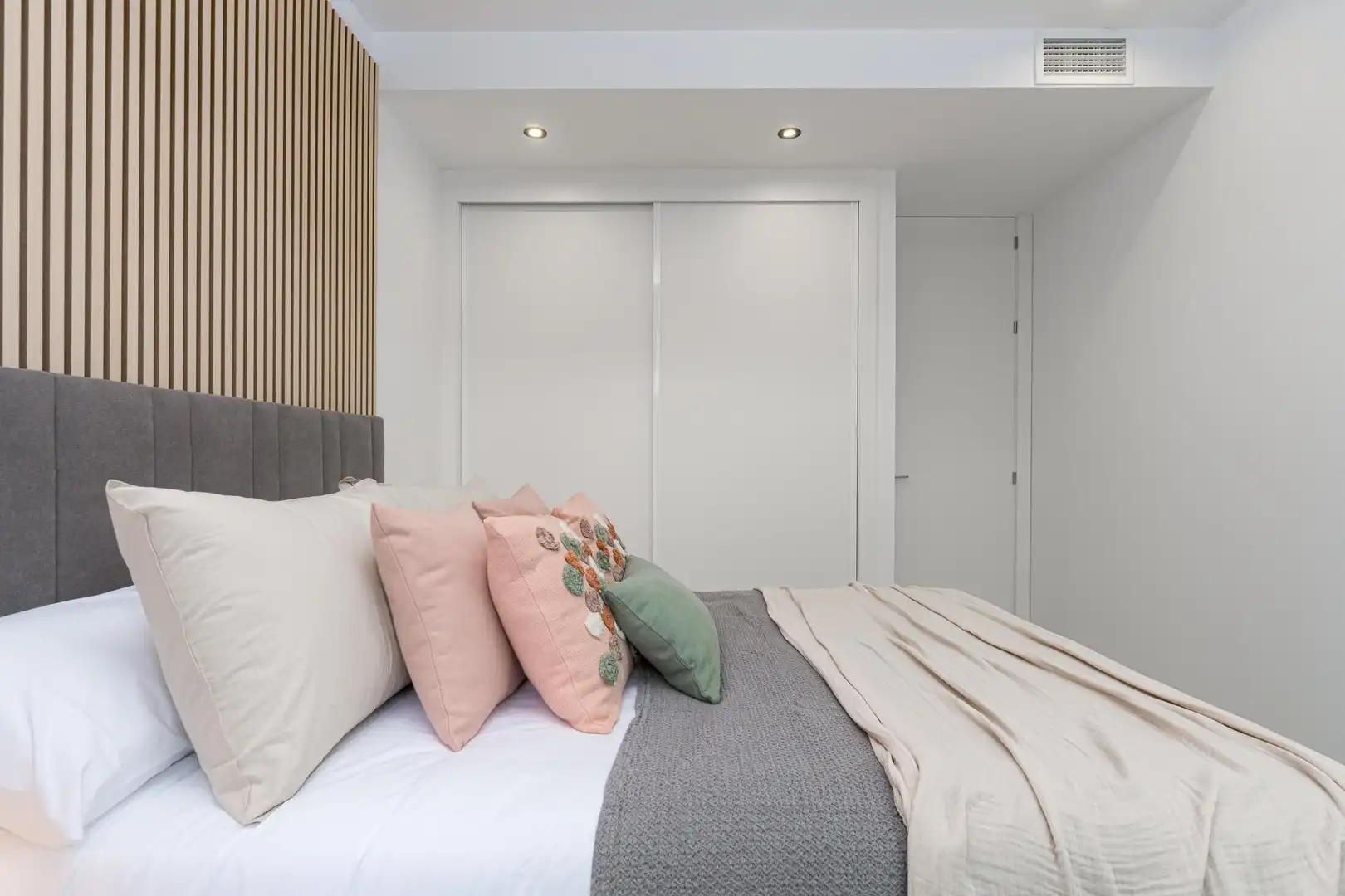 Habitación de Estudio en venta en Finestrat con Piscina comunitaria