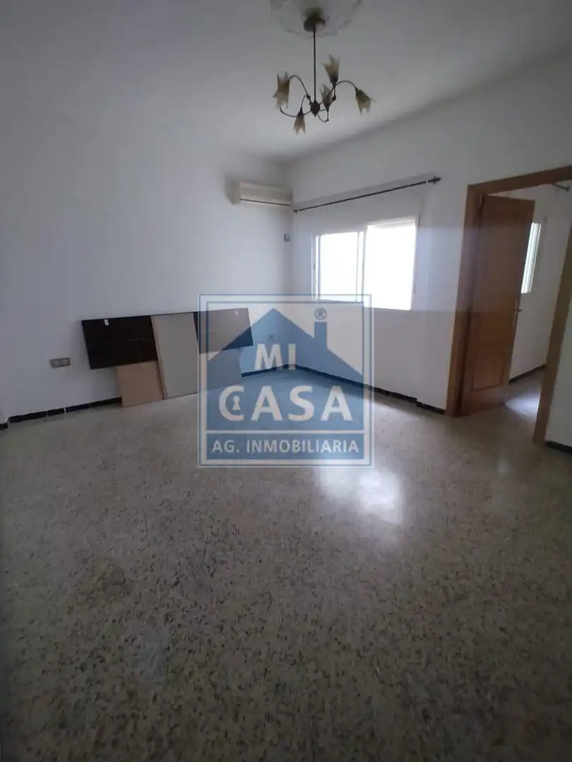 Dormitori de Pis en venda en Mérida amb Aire condicionat, Calefacció i Terrassa