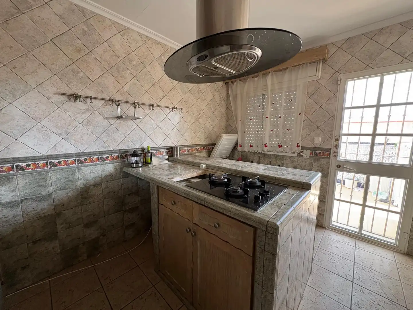 Kitchen of Houses for sale in Algeciras  with Air Conditioner, Private garden and Terrace