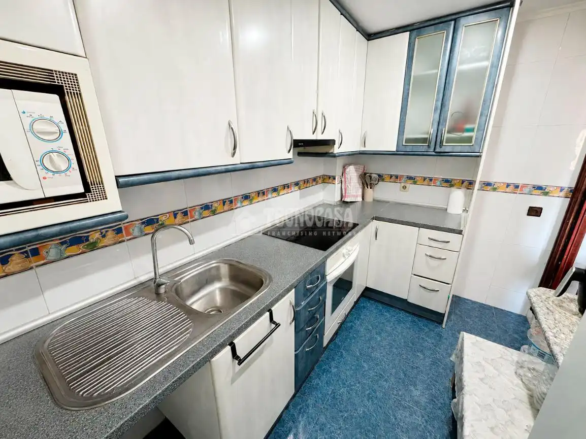 Kitchen of Flat for sale in Zaragoza  with Furnished and Balcony
