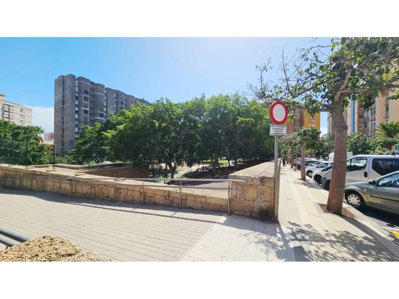 Pis en venda a Calle Pepita Serrador, La Salle - Cuatro Torres