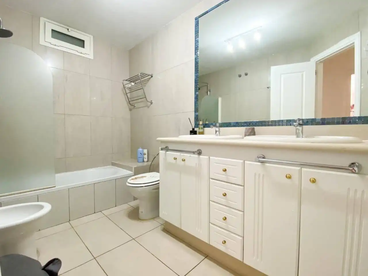 Baño de Apartamento en venta en Adeje con Amueblado y Piscina comunitaria