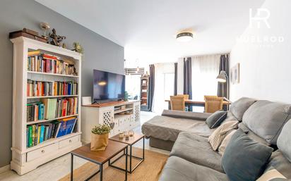 Living room of Single-family semi-detached for sale in Sant Andreu de Llavaneres  with Air Conditioner, Terrace and Balcony
