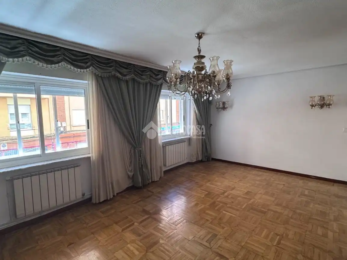 Wohnung mit Terrasse zum Verkauf in C. Marqués de Sta. María del Villar, imagen 2