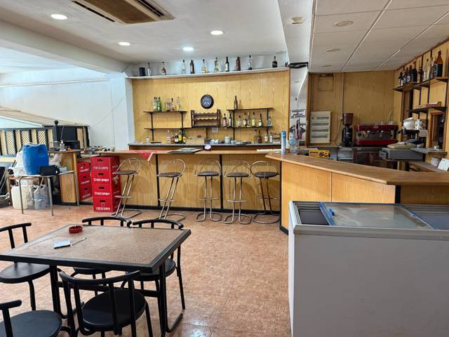 Local comercial en Venta en Carrer del Cap Blanc en Son Roca