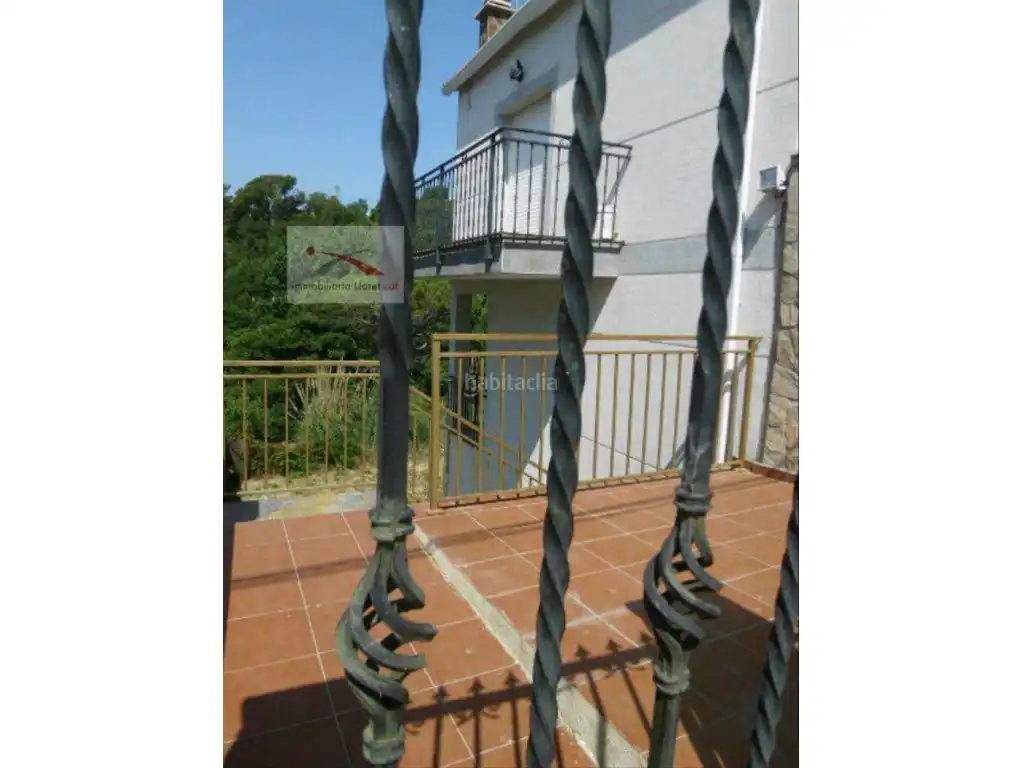 Houses for sale in Calle Grèvol, 41, Aiguaviva Parc