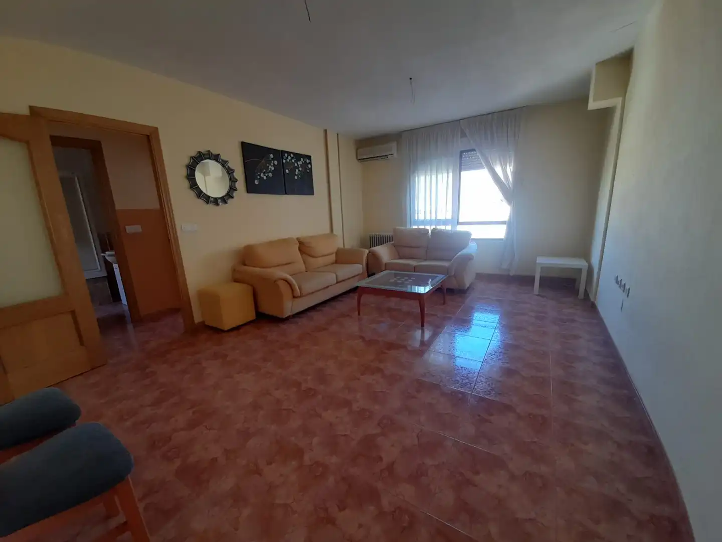 Sala de estar de Piso en venta en Puertollano con Calefacción y Piscina comunitaria