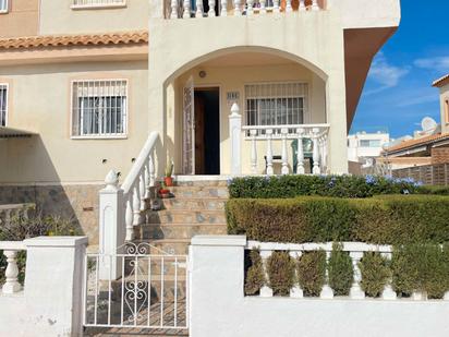 Vista exterior de Apartament en venda en Orihuela amb Aire condicionat, Calefacció i Terrassa