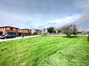 Terreno residencial en venta en Carrer Joan de Serrallonga