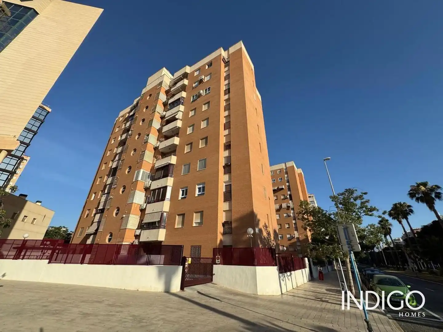 Vista exterior de Piso en venta en Alicante / Alacant con Aire acondicionado, Calefacción y Piscina