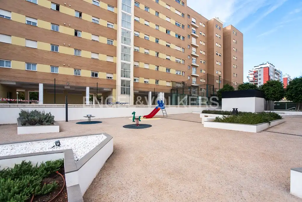 Exterior view of Apartments for sale in Castellón de la Plana / Castelló de la Plana  with Air Conditioner, Heating and Storage room