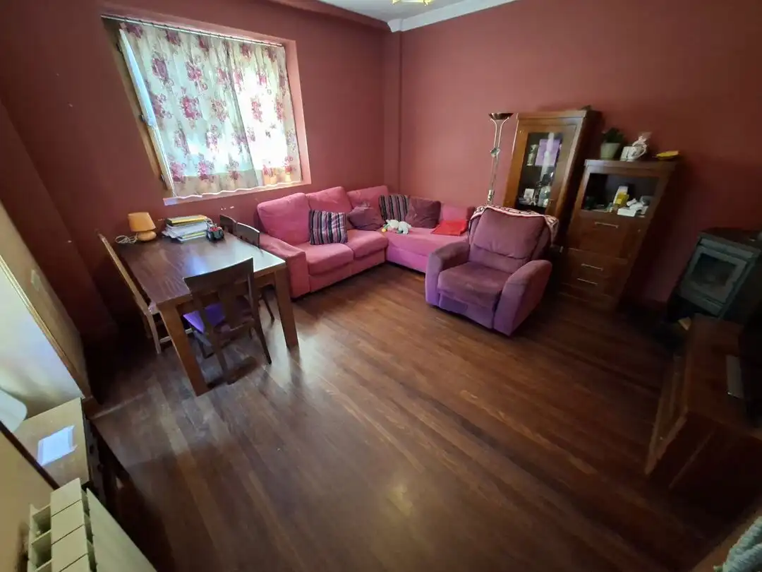 Sala de estar de Casa adosada en venta en Markina-Xemein con Calefacción, Jardín privado y Amueblado
