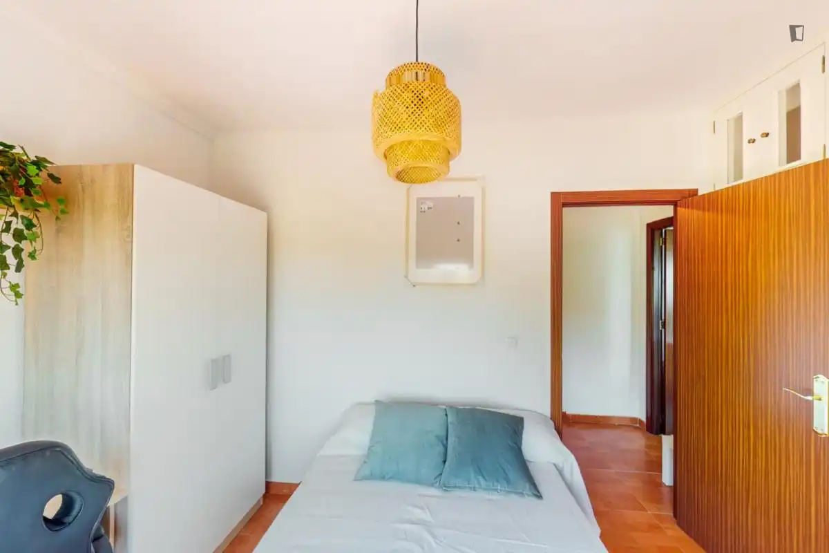Habitación de Apartamento para compartir en Jerez de la Frontera con Amueblado, Lavadora y Microondas