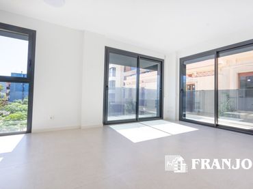 Piso con balcón en alquiler en Catalunya - Fontetes