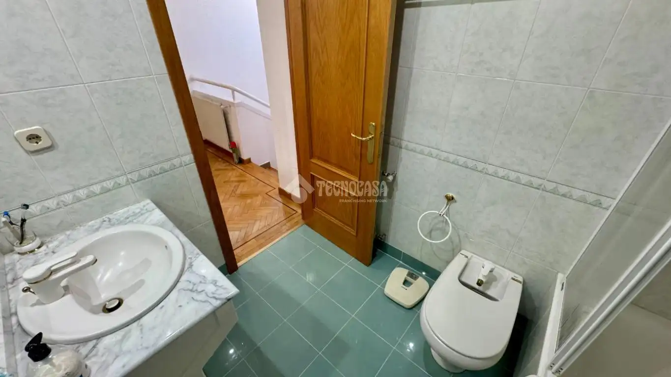 Casa pareada con piscina en venta en Iglesia - Estación, imagen 36