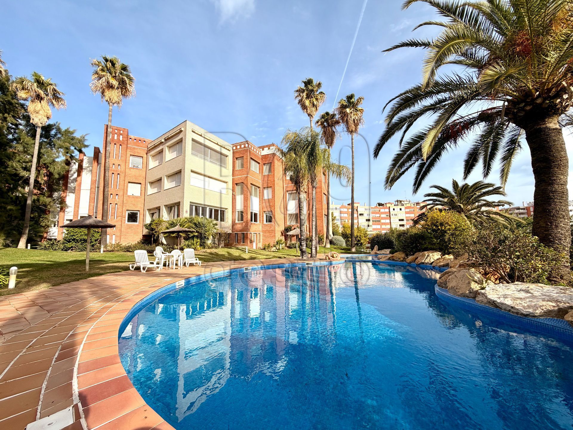 Piscina de Pis en venda en  Tarragona Capital amb Aire condicionat, Calefacció i Terrassa