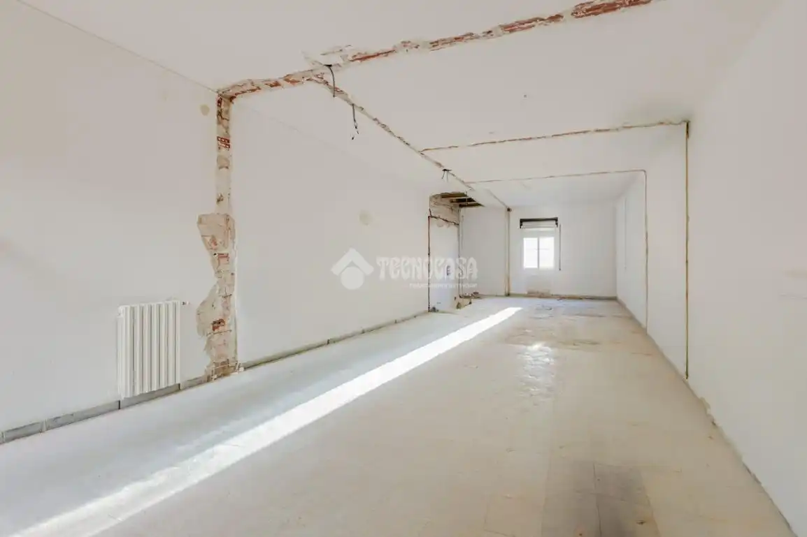Einfamilien-Reihenhaus zum Verkauf in Terrassa mit Terrasse